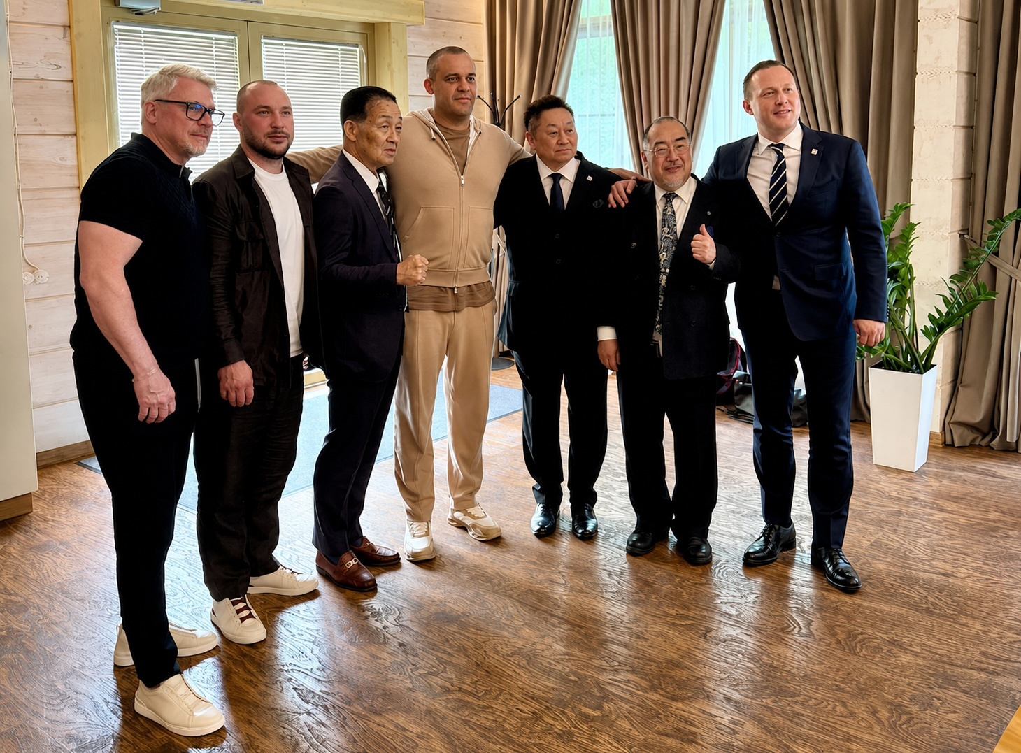 Japanese boxing delegation explores cooperation opportunities with IBA during visit to Russia